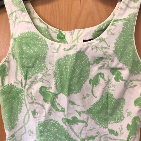 🌼3/$15🌼 Bahama Hand Print Green Seahorse and Seashell print dress Size 8 - Picture 2 of 4